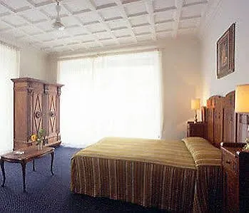 **  Hotel Medici Florence Italy