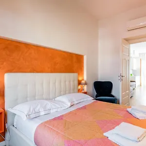 Guesthost - Santa Maria Novella Cozy Flat Apartamento